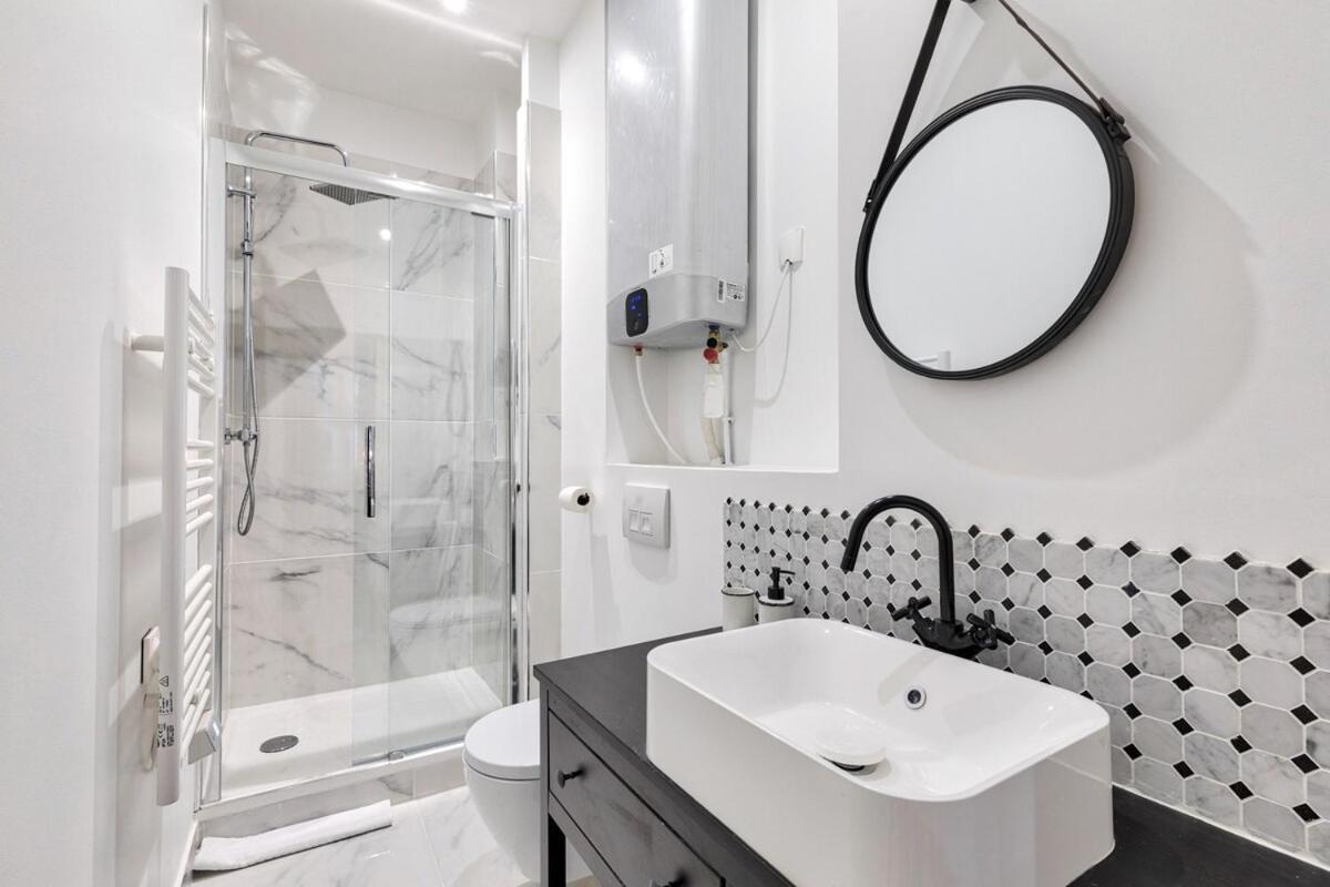 Appartement Familial Proche Arc De Triomphe - 8P Párizs Kültér fotó